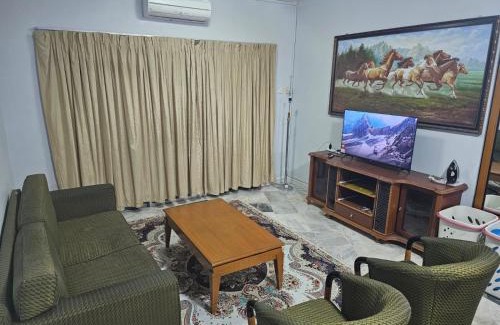 Baharu Apartamento | Senorita Sea View At Marina View Villas