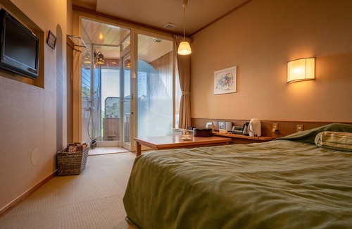 Toba Casa | Senpokaku
