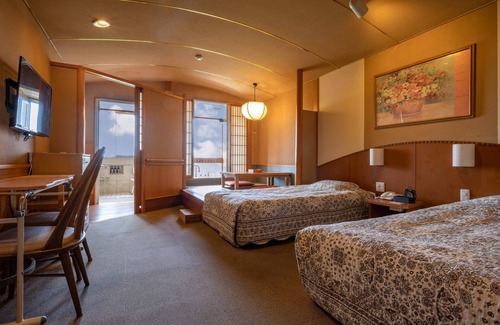 Toba Casa | Senpokaku