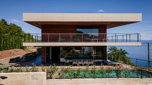 Mosenice Villa | Sensational Istria Villa Villa Scenice Platinium 5 Bedrooms Stunning Sea Views Sauna And Gym