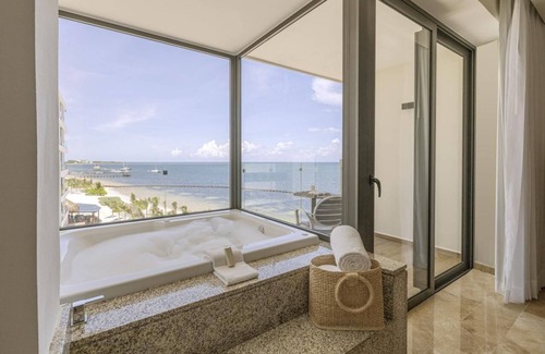 Puerto Morelos Hotel | Sensira Resort & Spa Riviera Maya