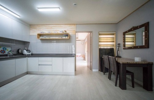 Namwon Casa | Seogwipo Jeju Mido Pension