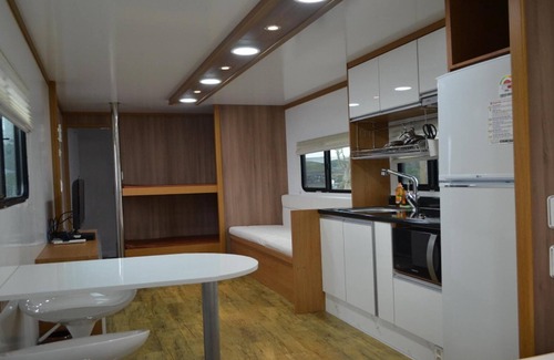 Pyoseon Casa | Seogwipo Pyoseoncaravan