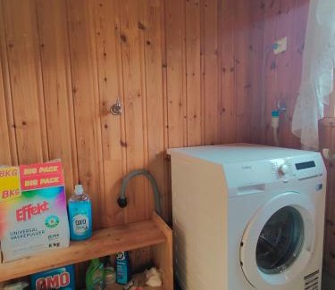 Egersund Apartamento | Separate floor in a private house with a private entrance