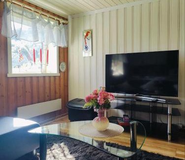 Egersund Apartamento | Separate floor in a private house with a private entrance