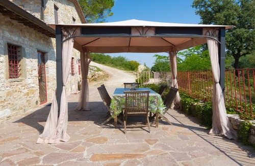 Castellina in Chianti Cabaña | Romántica cabaña 2BR / 2BA en Chianti Estate