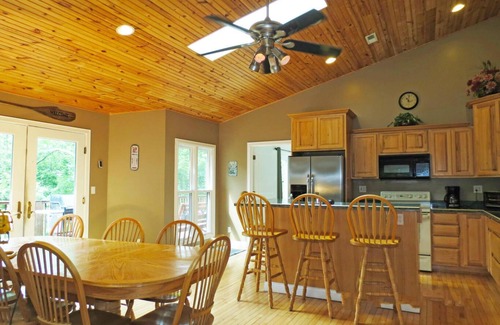 Big Creek Casa | Frente al agua del lago Norris en casa (5bd / 4ba). Mira la descripción de tarifas especiales