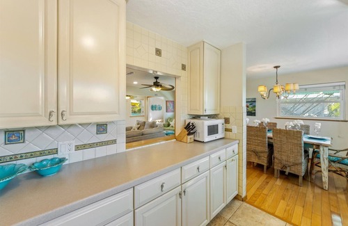 Whitney Beach Casa | September Golf Cart Special