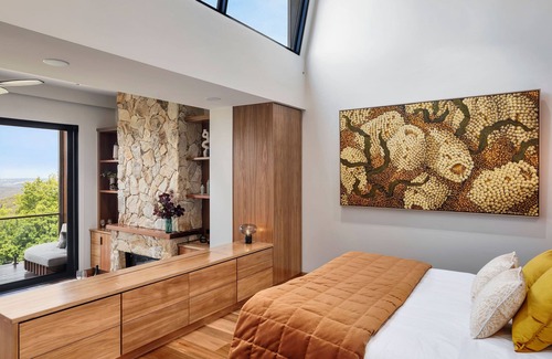 Crafers Cabina | Sequoia Lodge - Adults Only