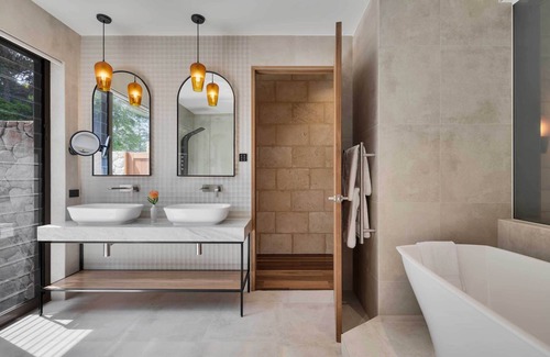 Crafers Cabina | Sequoia Lodge - Adults Only