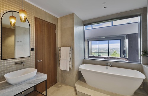 Crafers Cabina | Sequoia Lodge - Adults Only