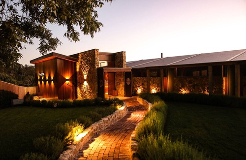 Crafers Cabina | Sequoia Lodge - Adults Only