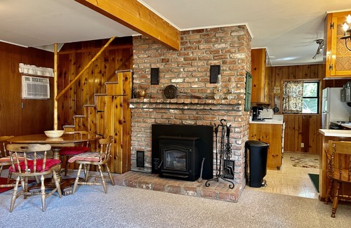 Posey Cabina | Sequoia National Forest CabinD