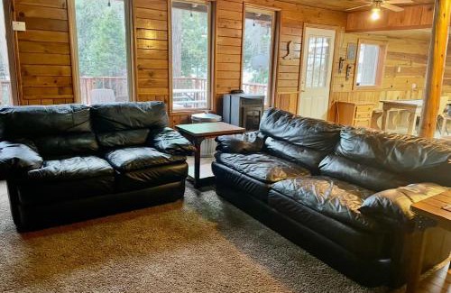 Posey Casa | sequoia National Forest CabinH