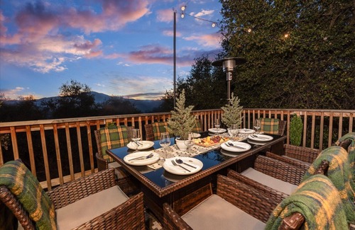 Yosemite Forks Casa | Sequoia's Dream: Mountain View, Spa, Heated Floors, Bar, Cinema! Near Yosemite!