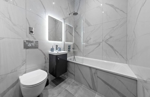 Canbury Apartamento | Sercasa ~ Appletree Court ~ Kingston {siete}