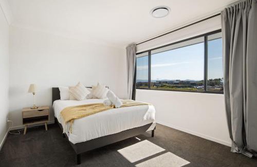 Gold Coast Casa | Serena by the Water Family Retreat in Hope Island