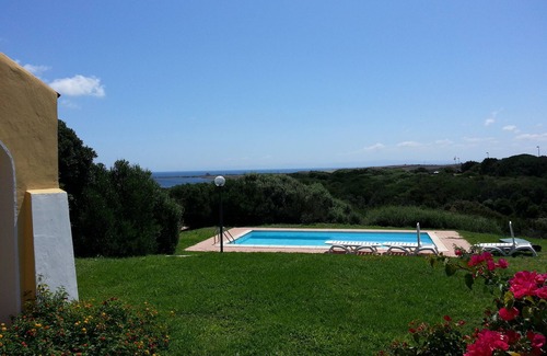 Punta De Su Turrione Villa | Villa Serena con jardín y piscina privada, 2 niveles, 6 p. l. Vista al mar!