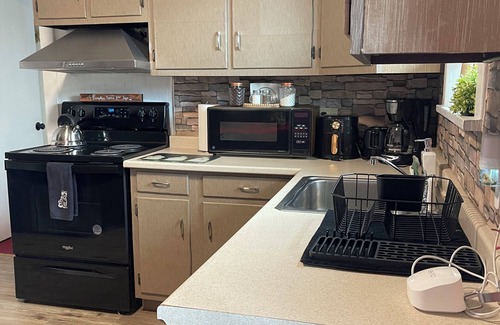 Wilkes-Barre Casa | Serendipity Corner Guesthouse