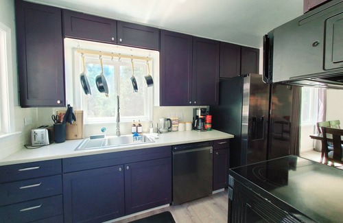 Oakhurst Casa | Serendipity Lodge @ Yosemite - BBQ/ Kitchen/ Wi-Fi/ King Bed/ Sleeps 8