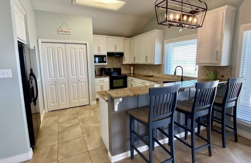 Crystal Beach Casa | Serendipity Shore 3 Bedroom Home by RedAwning