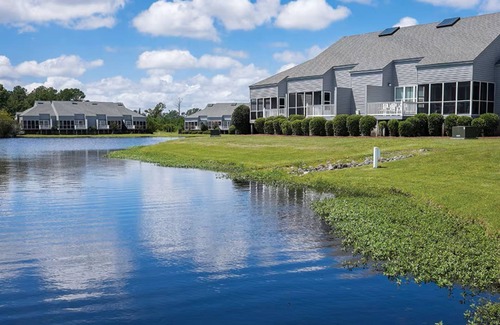 Fairfield Harbour Condominio | Serene 1 Bedroom Getaway - Golf, Lake, Swim, Fish, Play, RELAX
