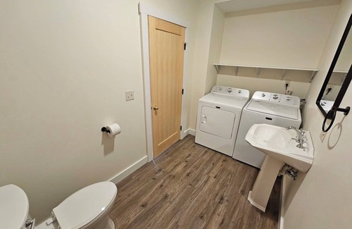 North Vassalboro Apartamento | Serene 2-3-bedroom apartment in Vassalboro. Fully furnished