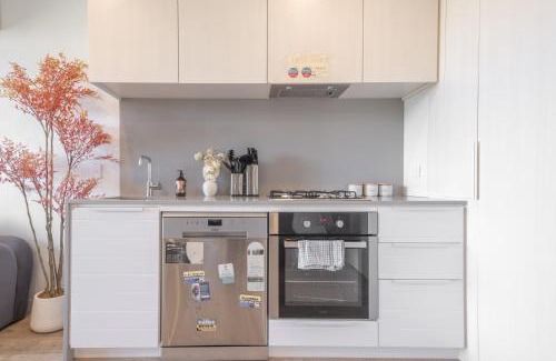 Parkville Apartamento | Serene 2br2ba Apt In Parkville Pool Gym Parkin