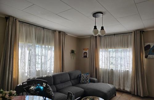 Lusaka Apartamento | Serene 3 bedroom house in Olympia, Lusaka
