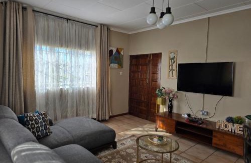 Lusaka Apartamento | Serene 3 bedroom house in Olympia, Lusaka