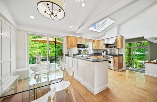 Haversham Casa | Serene 4-bedroom house with AC in Shelter Harbor