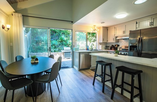 Bay Ho Casa | Serene 4 Bedroom with Canyon and Ocean Views