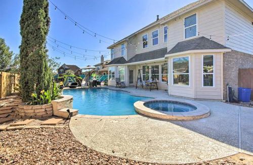 Cypress Casa | Serene 4BR Lux Home w Heated Spa Pool Massage Chair
