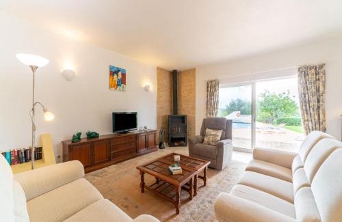 Silves Casa | Serene Algarve Escape with Pool