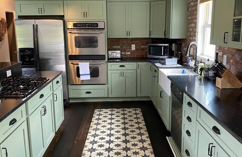 West Saugerties Casa | Serene and spacious mountain escape - perfect for families