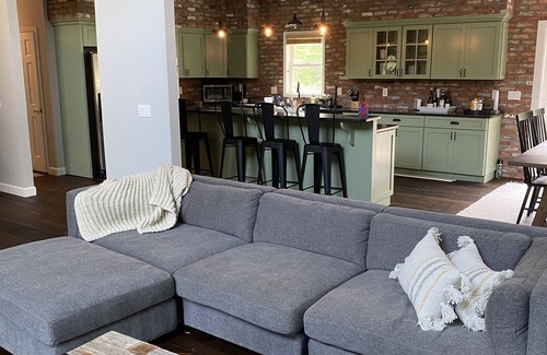 West Saugerties Casa | Serene and spacious mountain escape - perfect for families