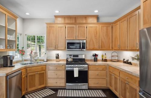 Sonoma Casa | Serene and Stylish 3BD 2,5BA House Near Wineries