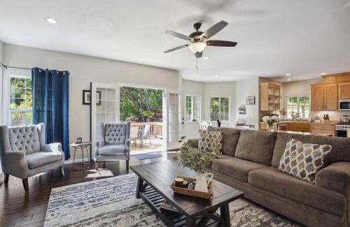 Sonoma Casa | Serene and Stylish 3BD 2,5BA House Near Wineries
