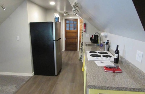 Warren Apartamento | Sereno Apartamento en Hermosa Ciudad Histórica