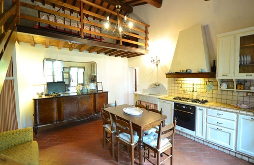 Lajatico Apartamento | Apartamento tranquilo en Orciatico
