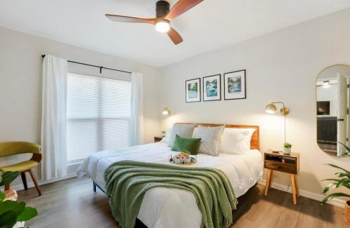 High Springs Casa | Serene at the Springs - New Reno & Tesla Charger