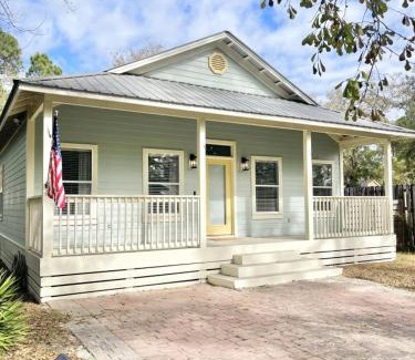 Santa Rosa Beach Casa | Serene Beach Cottage near 30A Beach and Bay