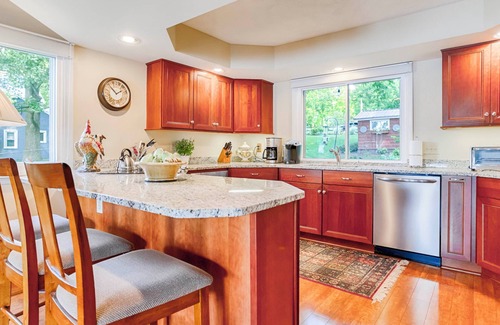 Honeoye Casa | Serene Beauty at Inspiration Cove