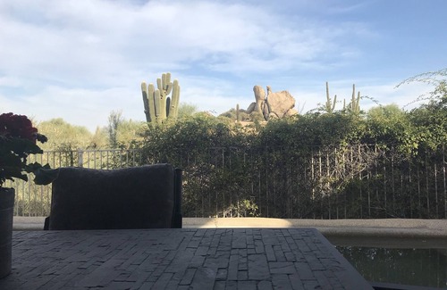 North Scottsdale Casa | Serene Beauty in North Scottsdale " TROON"