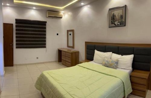 Ojodu Apartamento | Serene BetHadel Apartment