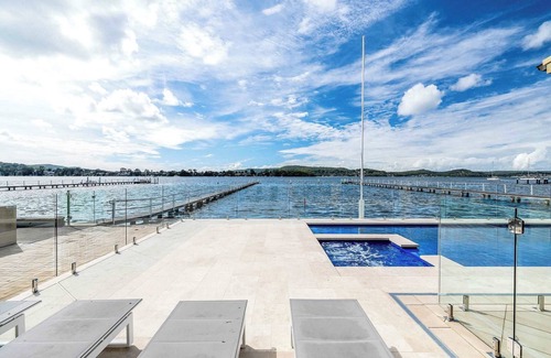 Point Clare Casa | Serene By Coast Hosting