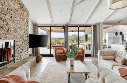 Carefree Casa | Serene by LuxeKey | Pool, Spa, Shuffleboard, Horseshoe & Desert Views