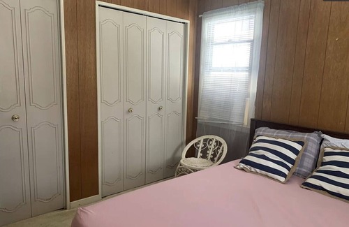 Hawley Cabina | Serene Cabin Embedded in Nature at Hemlock Farms.