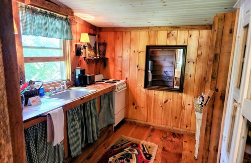 Scaly Mountain Cabina | Serene Cabin Getaway in Scaly Mountain, NC