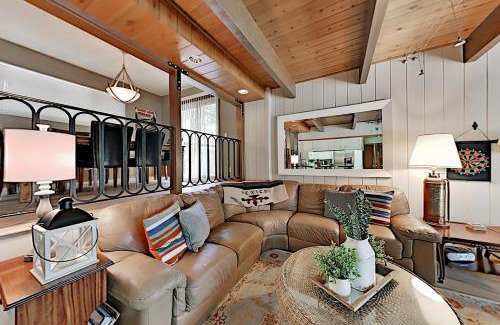 Blue Jay Casa | Serene Cabin
